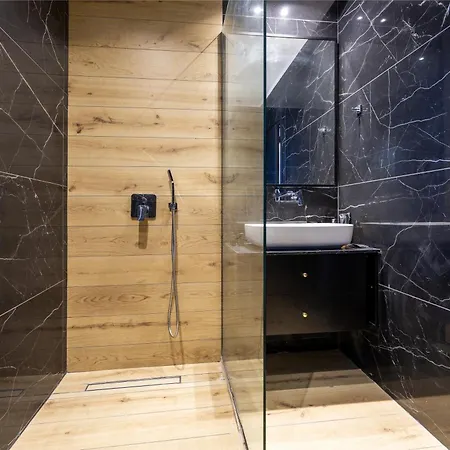 μr & μrs Grey -private Luxury Villa