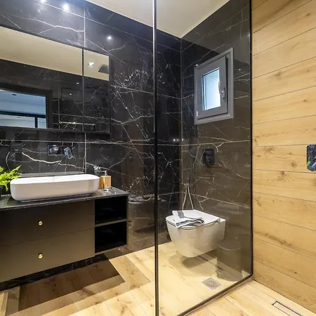 μr & μrs Grey -private Luxury