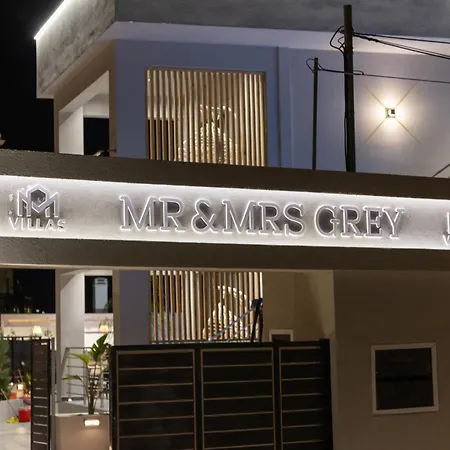 Villa μr & μrs Grey *