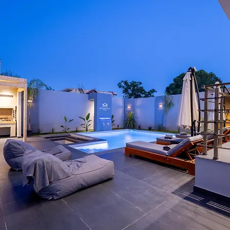 Mr & Mrs Grey Villas-private Pool Luxury In Zakynthos Near Laganas וילה