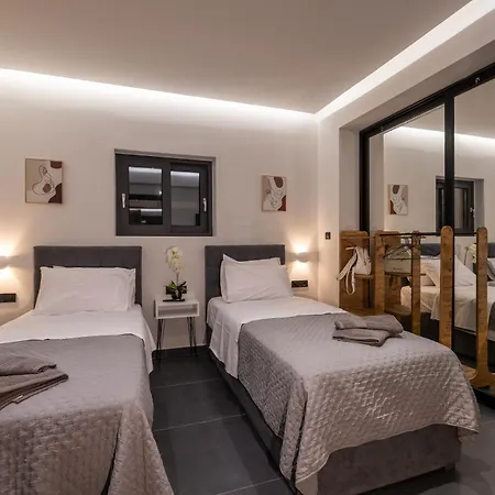 Villa μr & μrs Grey