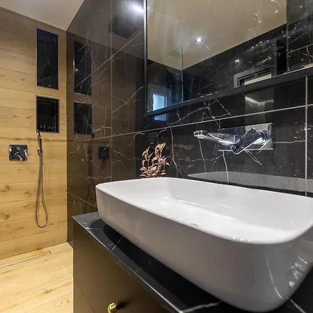 Mr & Mrs Grey Villas-private Pool Luxury In Zakynthos Near Laganas Vilă *