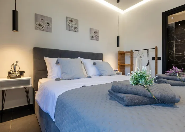 Mr & Mrs Grey Villas-Private Pool Luxury In Zakynthos Near Laganas 别墅 *