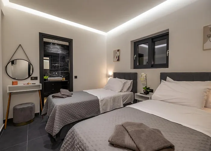 μr & μrs Grey -private Luxury Villa